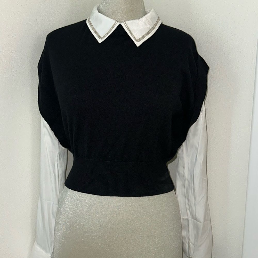 On 12th black sweater vest shirt top blouse rhinestone collar long sleeve small